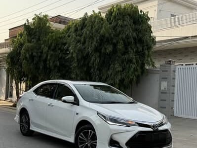 Toyota Corolla Altis X 1.6 SE