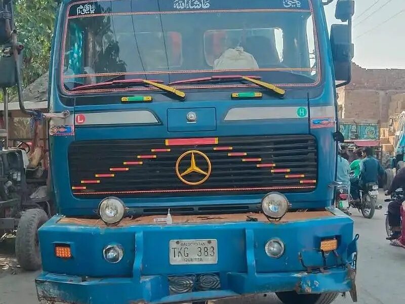 Mercedes Benz Dumper Model