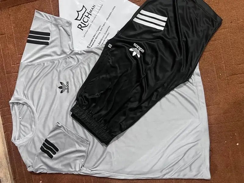 2 Pcs Men’s and Women -