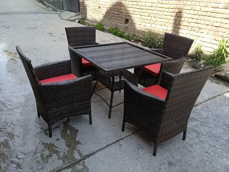 4 Seater Dining Table Set,