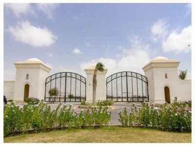 5400 SQ YARDS FARM HOUSE