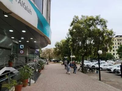 Commercial Shop for Rent 1st