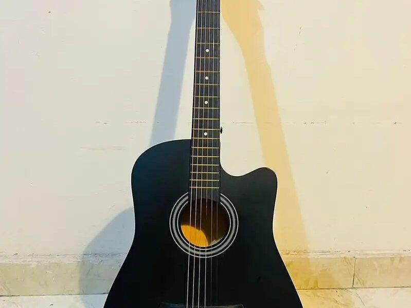 Fender' Guitar - Brown