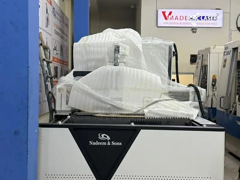 Fiber Laser Cutting Machine