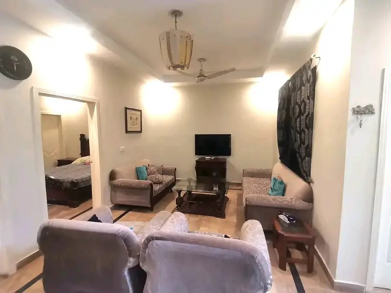 Fully Furnished 5 Marla