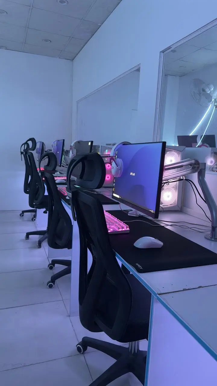 Gaming Zone for Sale – 15