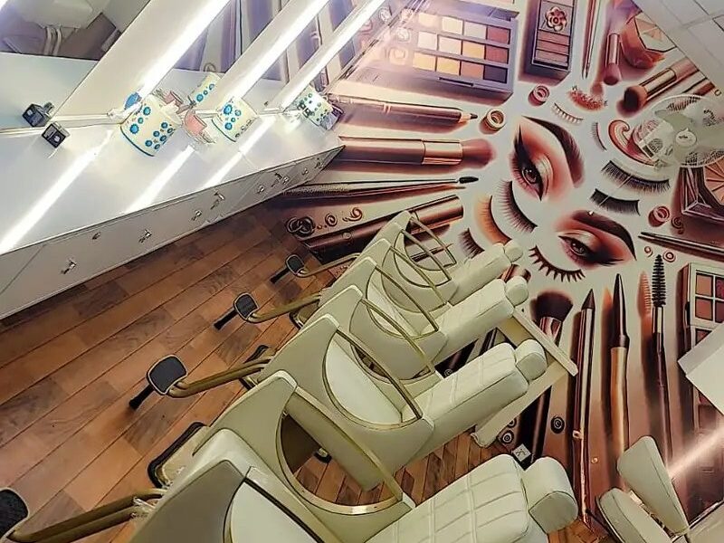 Luxury Beauty Salon for Sale