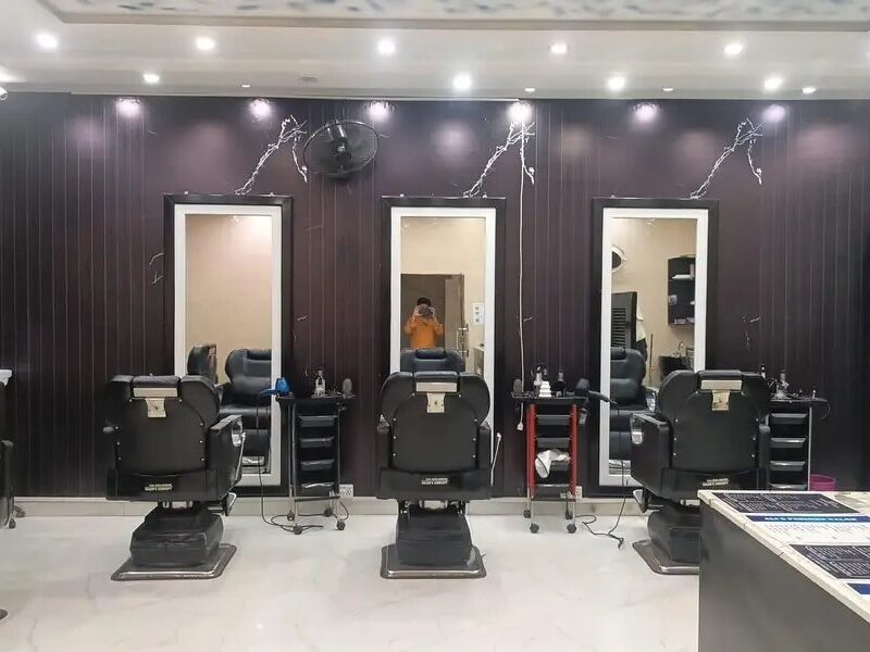 Man Salon for Sale