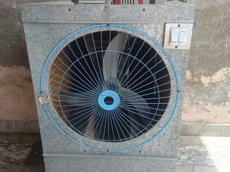 New Cooler 12 Volt with Supply
