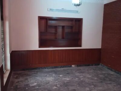 Prime Location 10 Marla